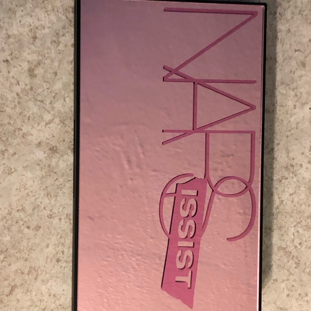 Blush palette
